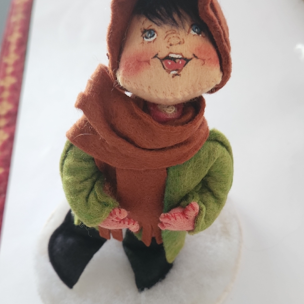 Annalee Caroler